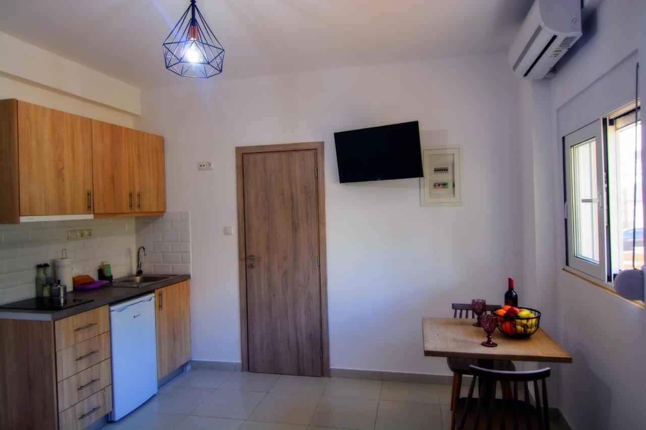 Irene Studio Panorama Apartment Palaiochora Exterior photo